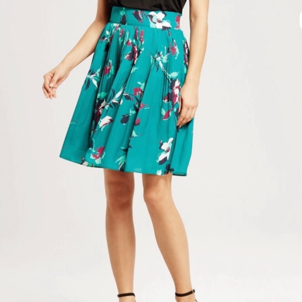 SALE 2 for $15 | Floral Teal Skirt